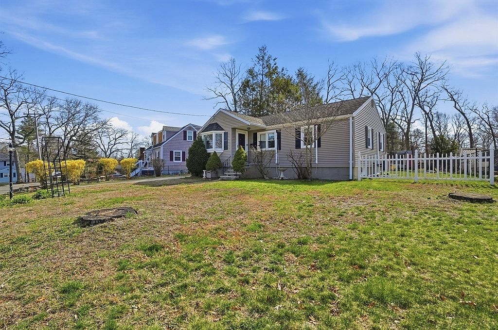 85 Russ St Randolph
